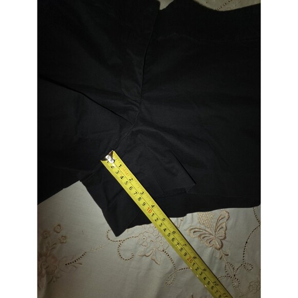 WOMENS J. CREW BLACK SHORTS SZ 10 - Picture 3 of 4